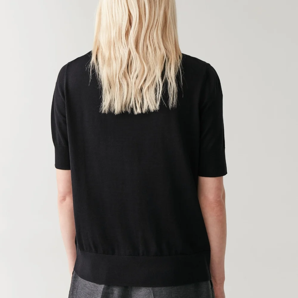 NWT COS Black Cotton/Silk Blend Knit V-Neck Top XS - Picture 4 of 5